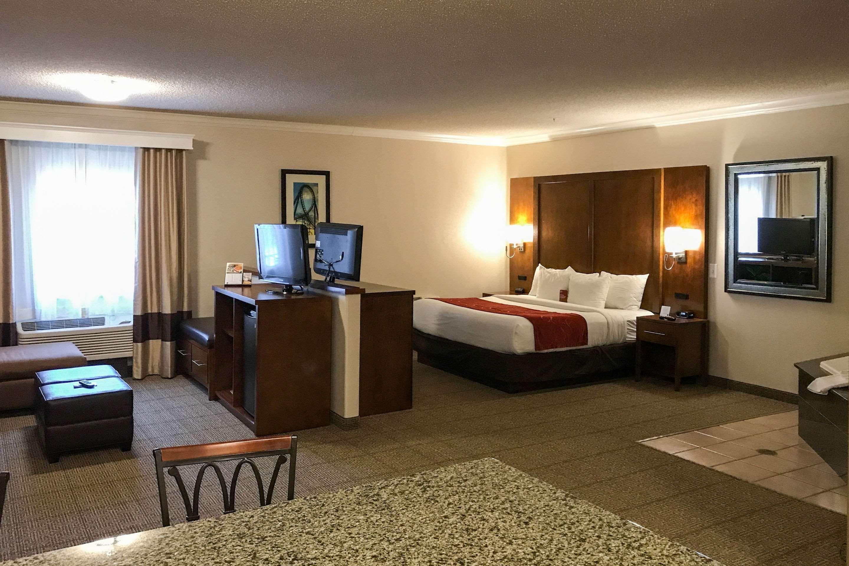 Comfort Suites Near Six Flags Magic Mountain Stevenson Ranch Eksteriør billede