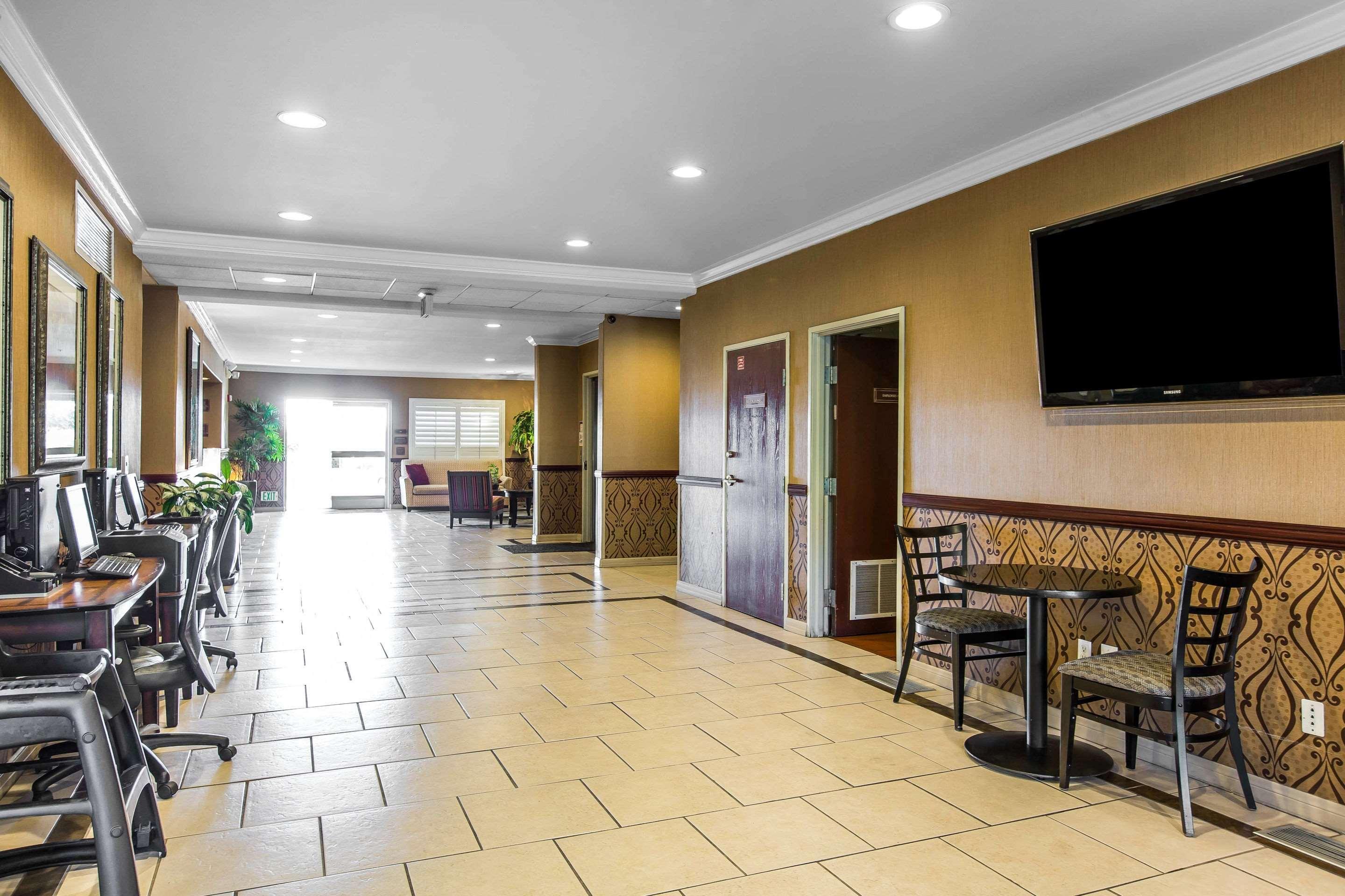 Comfort Suites Near Six Flags Magic Mountain Stevenson Ranch Eksteriør billede