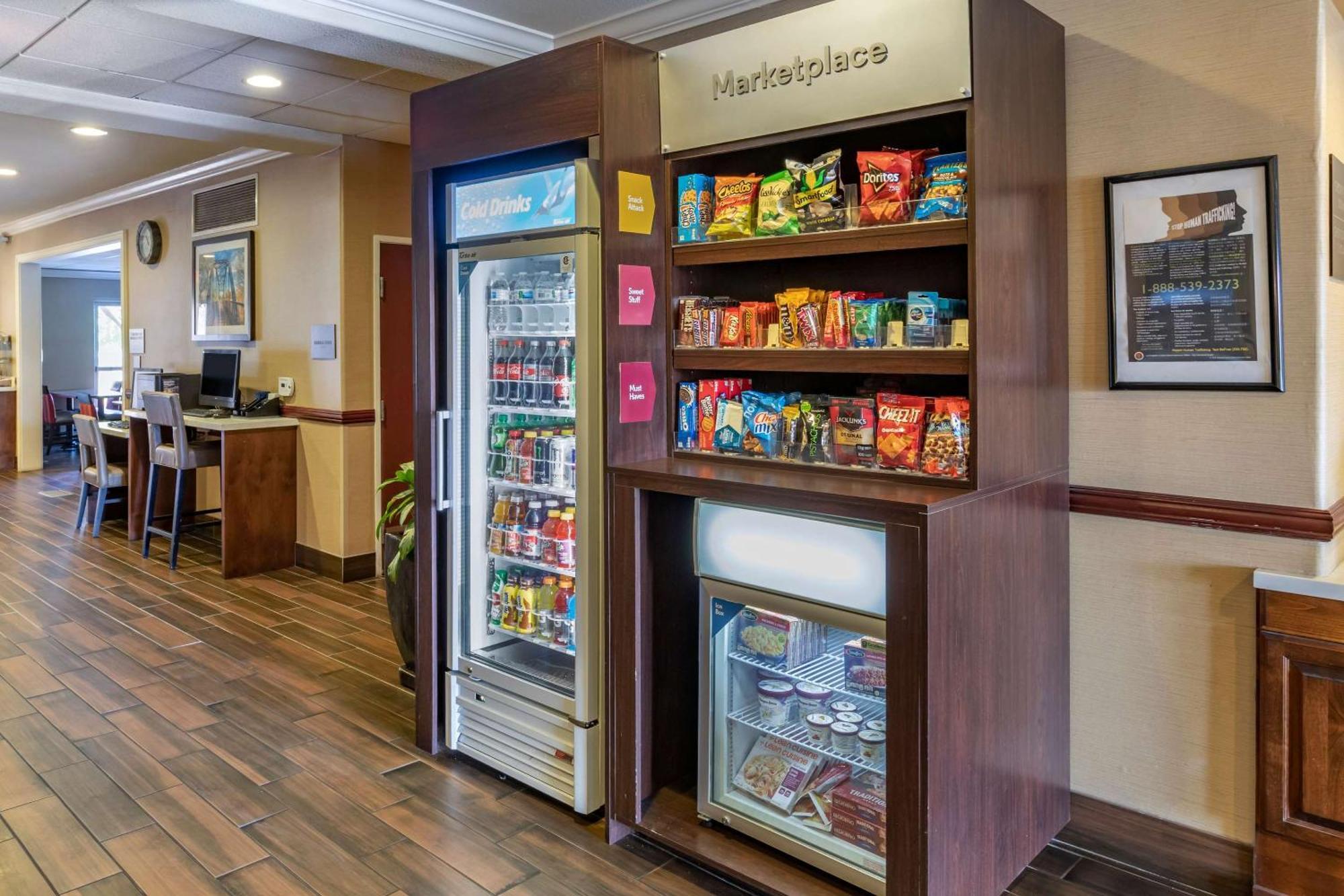 Comfort Suites Near Six Flags Magic Mountain Stevenson Ranch Eksteriør billede