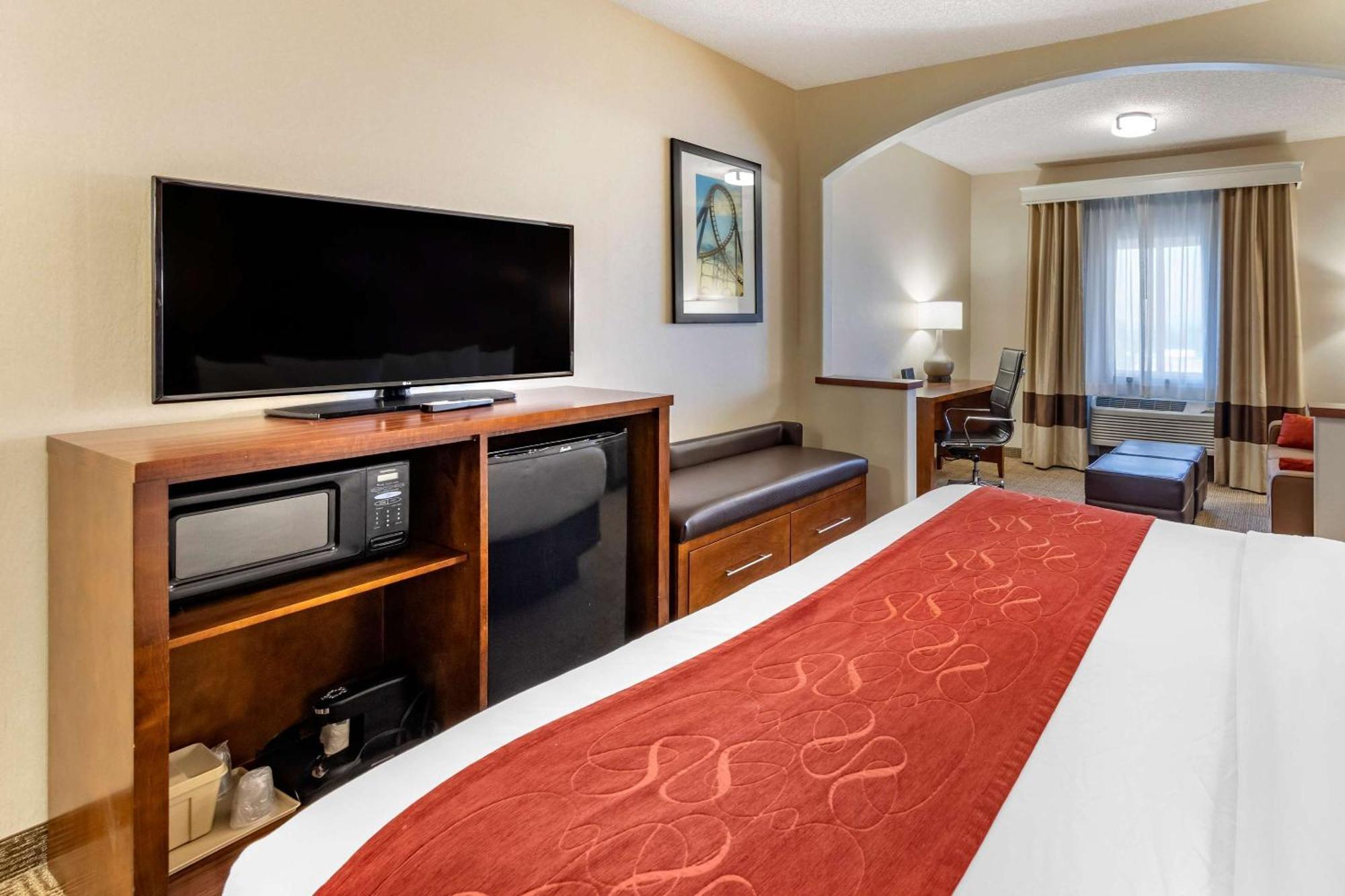 Comfort Suites Near Six Flags Magic Mountain Stevenson Ranch Eksteriør billede
