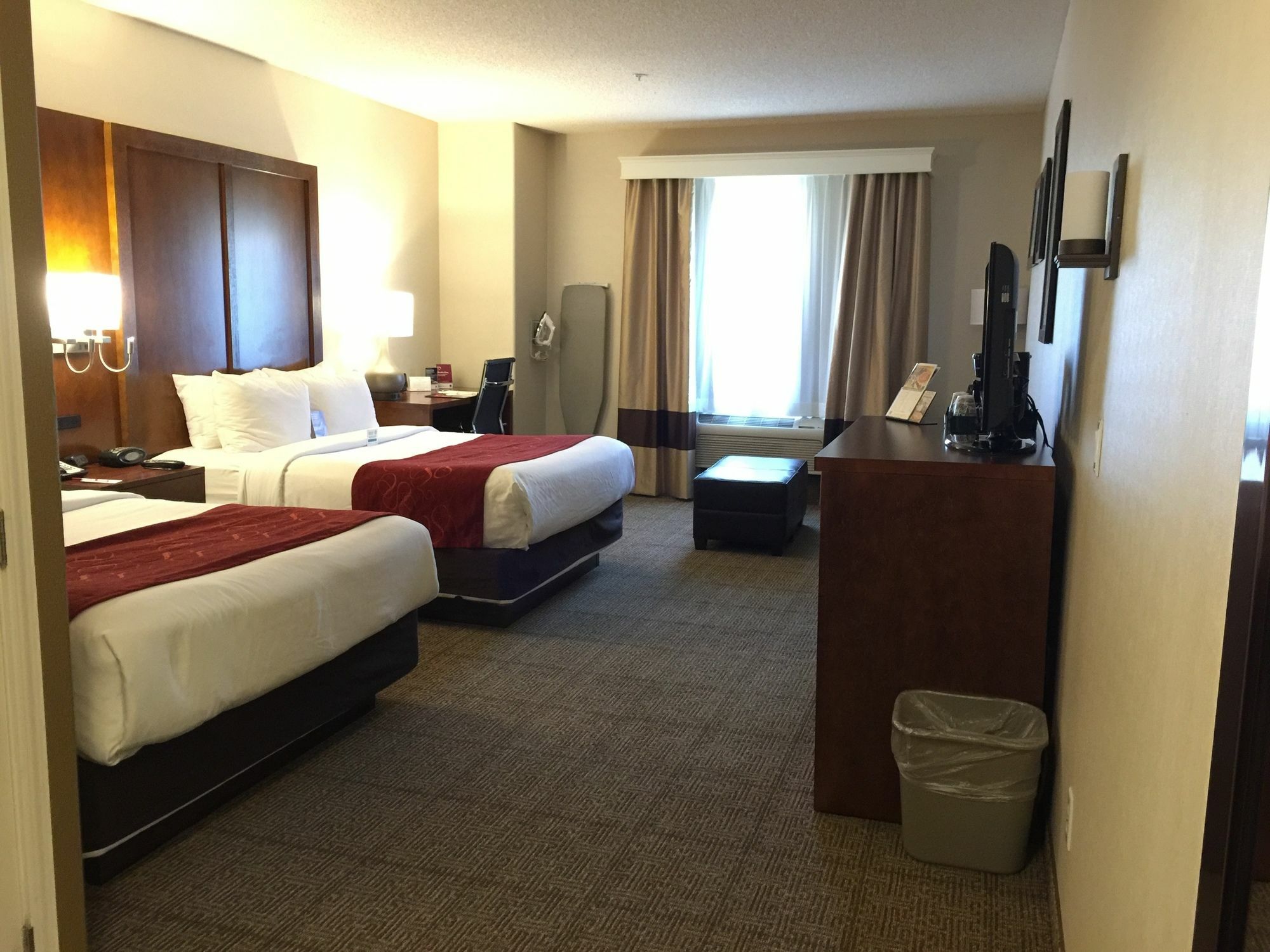 Comfort Suites Near Six Flags Magic Mountain Stevenson Ranch Eksteriør billede